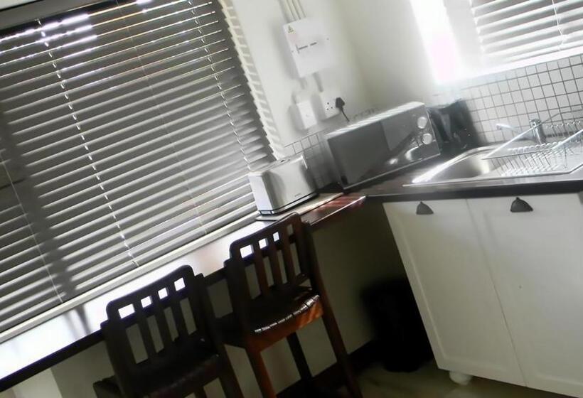 פנסיון Zamar Guest House