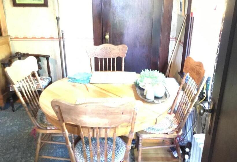 호스텔 Auberge Taylor Manor