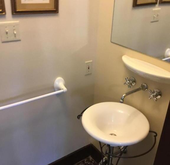 호스텔 Auberge Taylor Manor