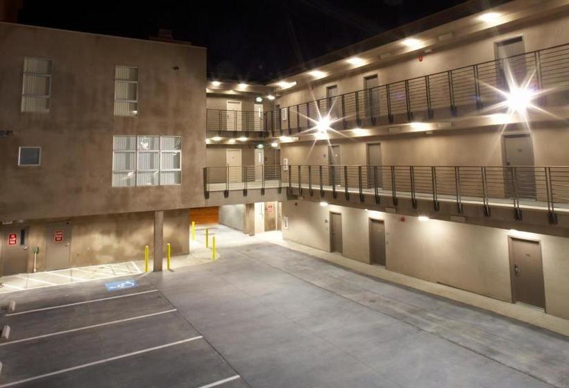 هاستل Downtown Berkeley Inn