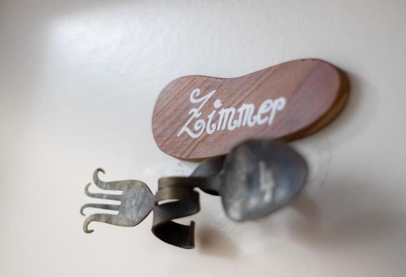 הוסטל Gasthof Zum Hammer