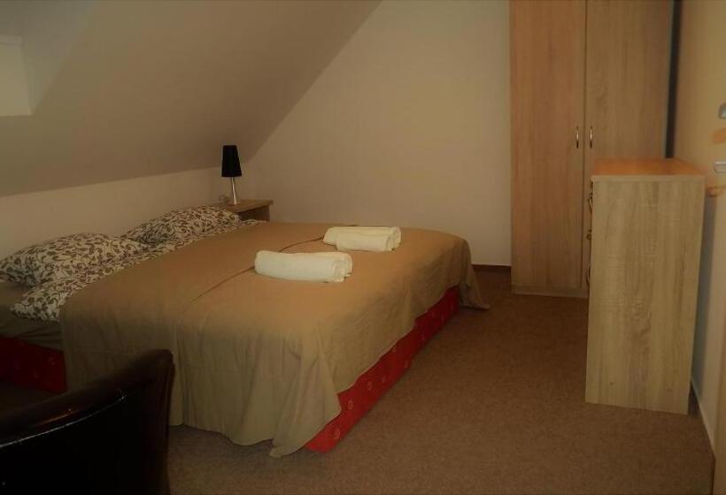 הוסטל Hostinské Pokoje U Kulináře