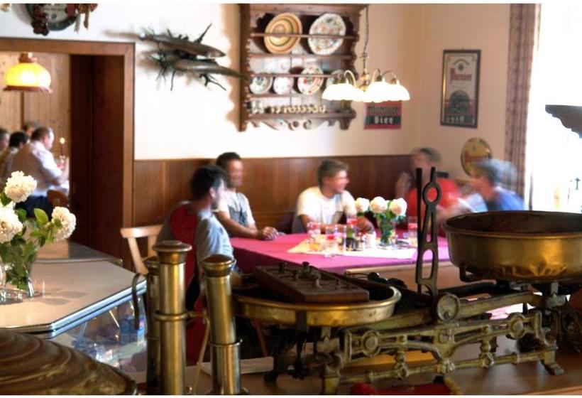 הוסטל Landgasthof Sengstbratl