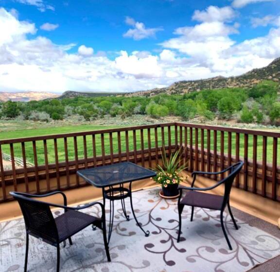 فندق صغير Slot Canyons Inn Bed & Breakfast