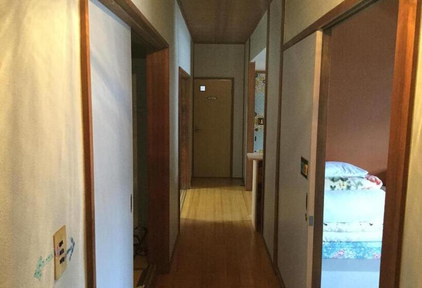 Пансион Guesthouse Shell