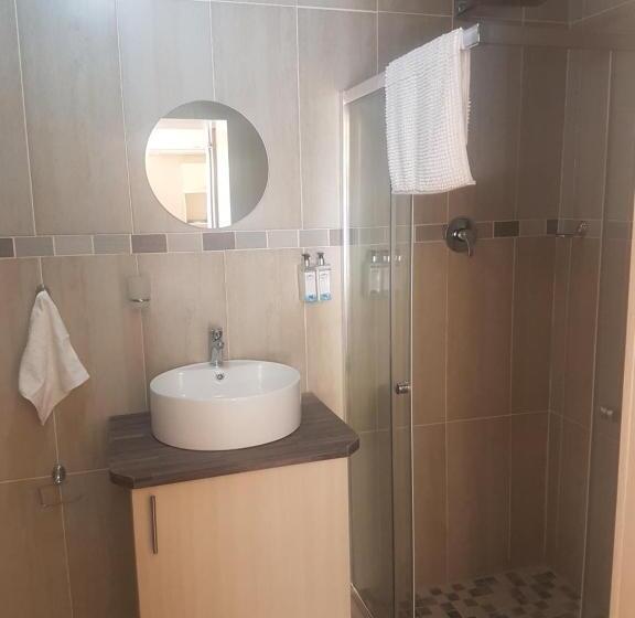 Пансион Lightstone Guesthouse