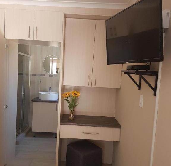 Пансион Lightstone Guesthouse