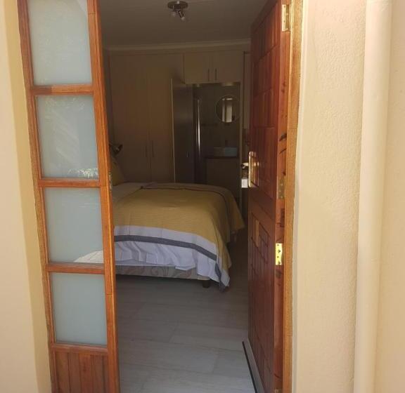 Пансион Lightstone Guesthouse