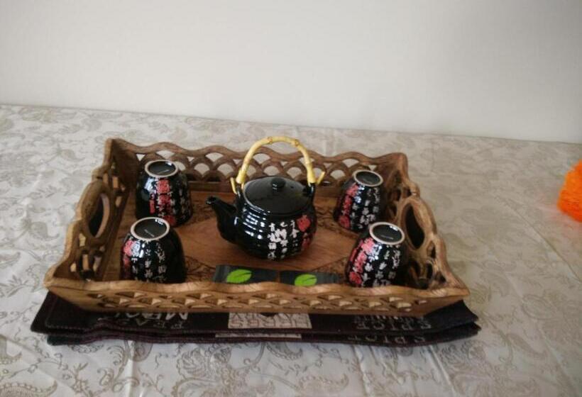 ペンション Marpole Guest House