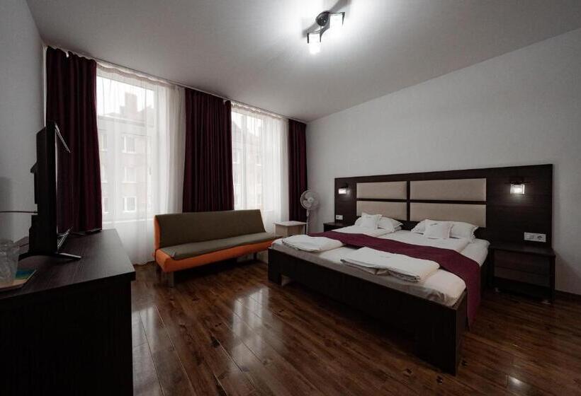 بنسيون Quantum House