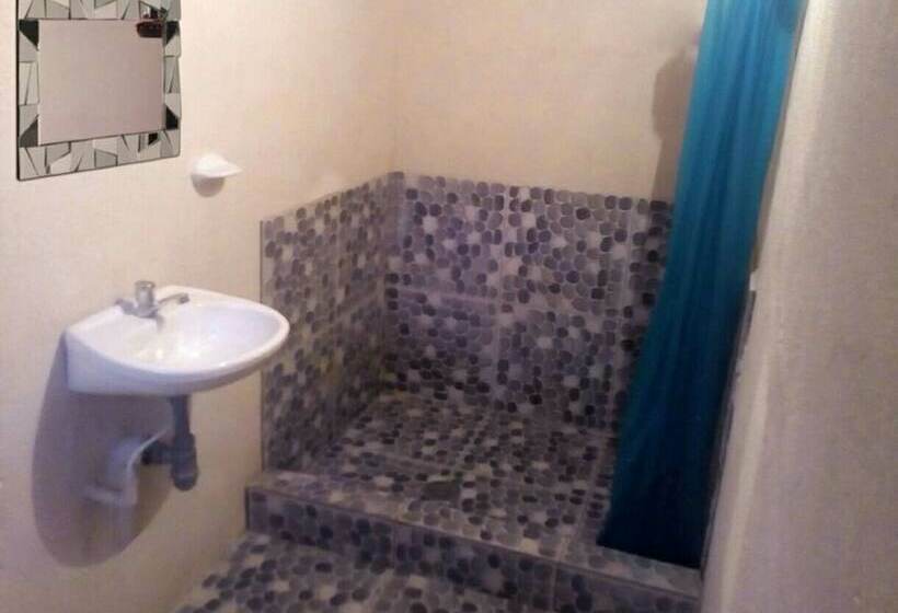 پانسیون Sadhana   Hostel