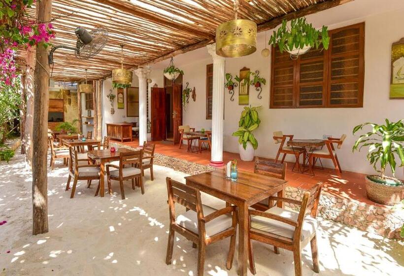 مبيت وإفطار Barabara House