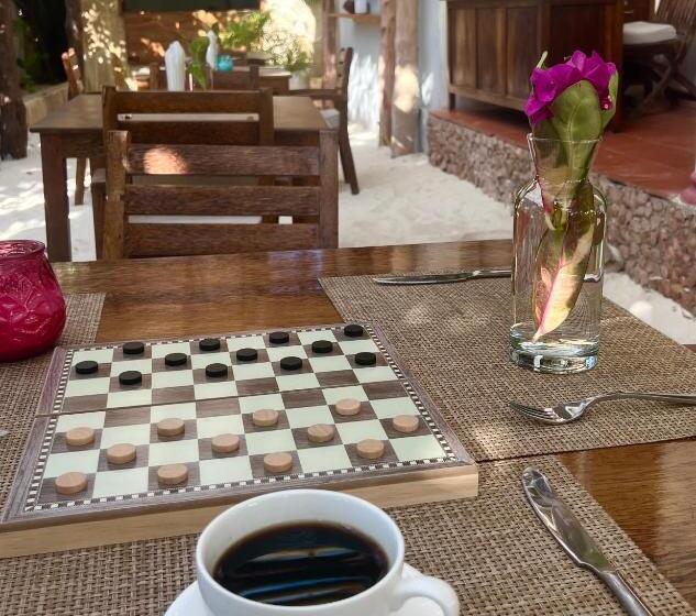 مبيت وإفطار Barabara House