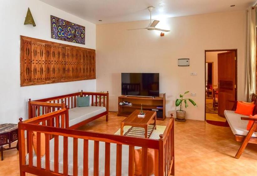 مبيت وإفطار Barabara House