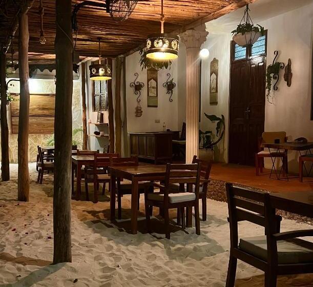 مبيت وإفطار Barabara House