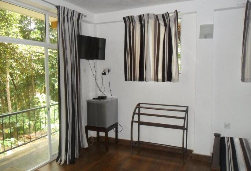 ベッドアンドブレックファースト River Edge Bungalow