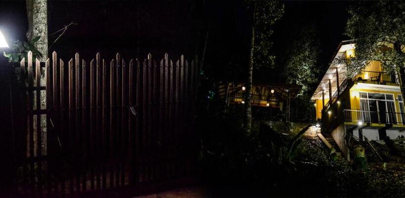 ベッドアンドブレックファースト River Edge Bungalow