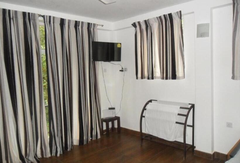 ベッドアンドブレックファースト River Edge Bungalow