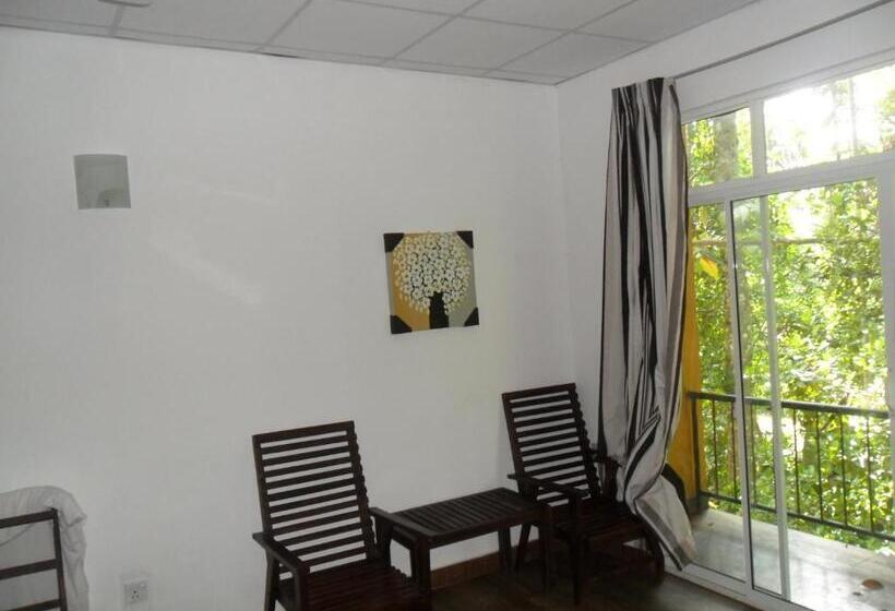 ベッドアンドブレックファースト River Edge Bungalow