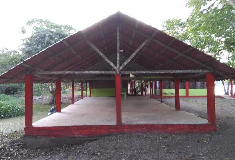 Отель Centro Ecoturístico Las Margaritas