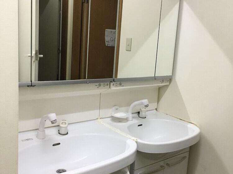 カプセルホテル Capsule Dormitory Orion Hostel