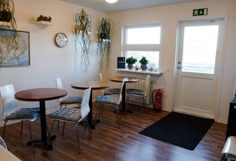 پانسیون Motel Arctic Wind