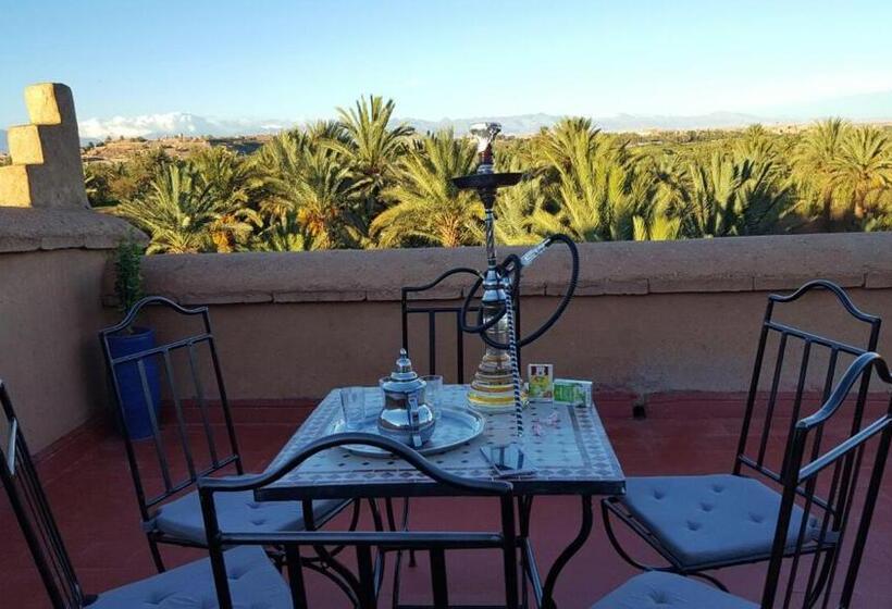 پانسیون Cinema Riad