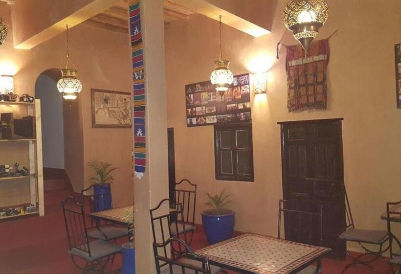 پانسیون Cinema Riad