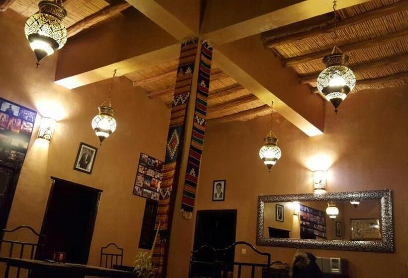 پانسیون Cinema Riad