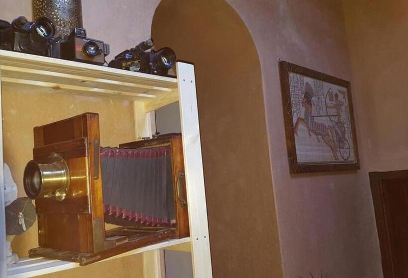 پانسیون Cinema Riad