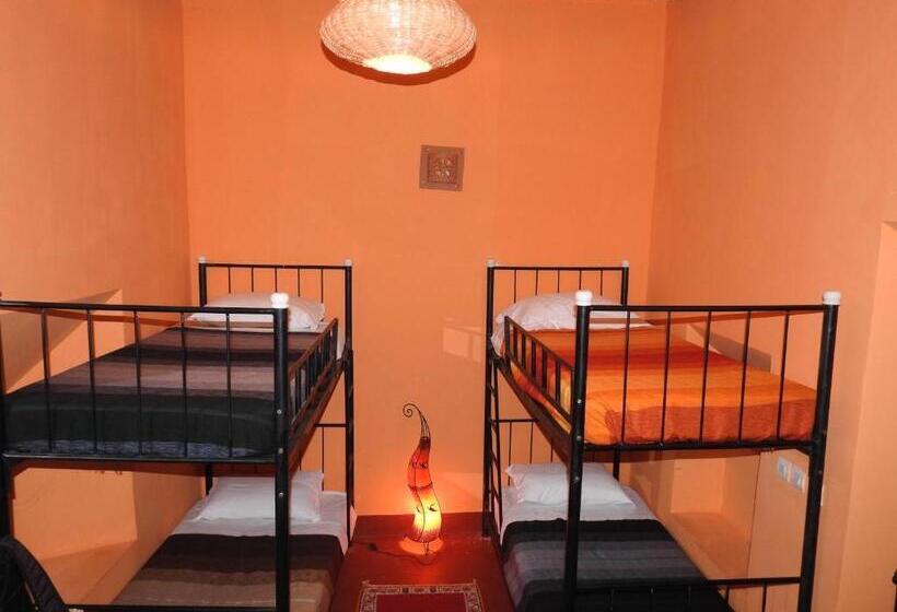 پانسیون Cinema Riad