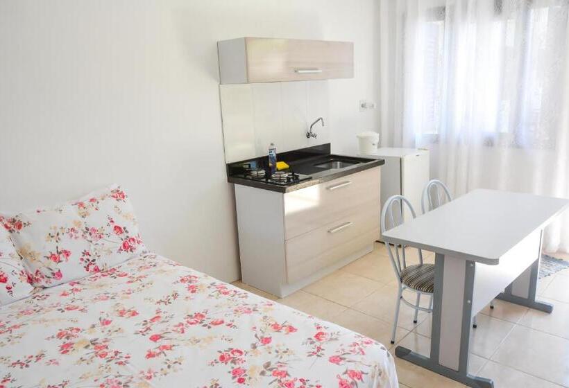 פנסיון Classe Pousada