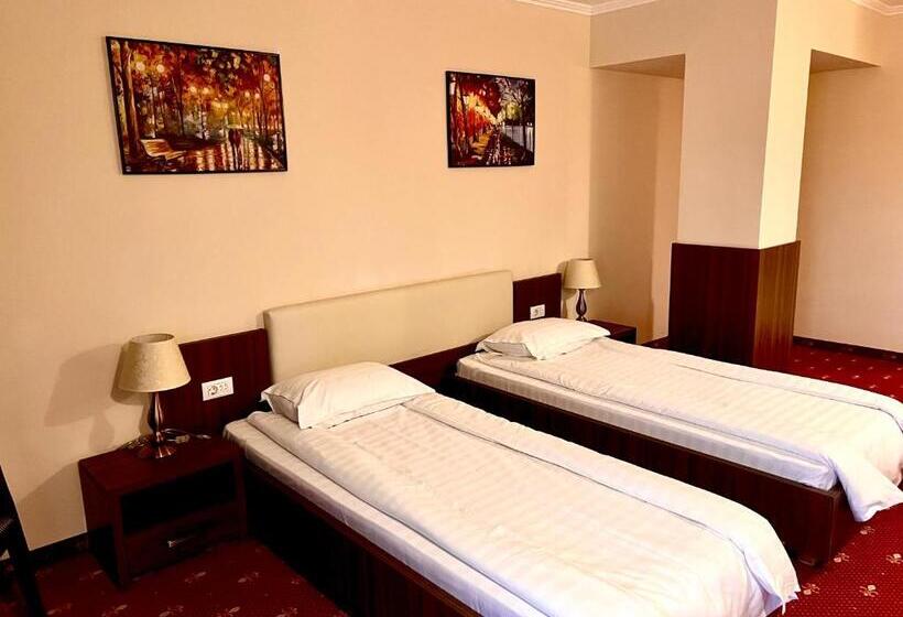 Пансион Complex Azar