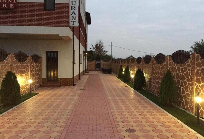 Пансион Complex Azar