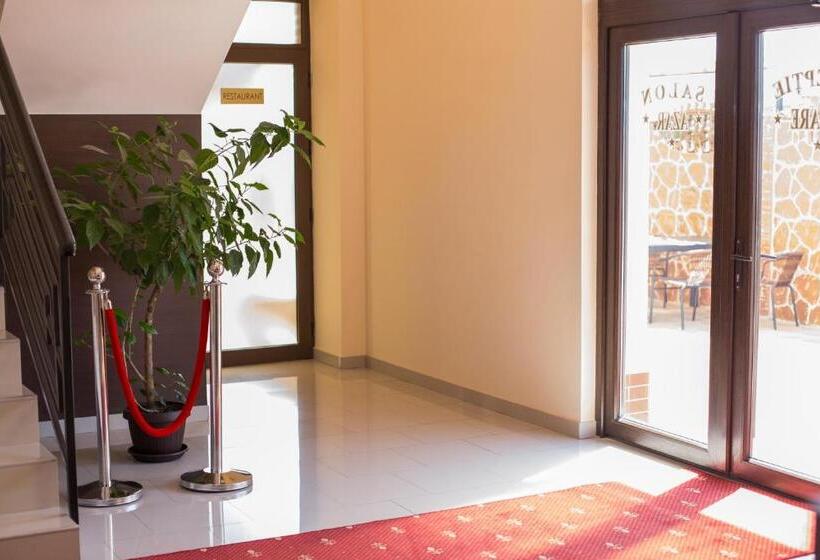 Пансион Complex Azar