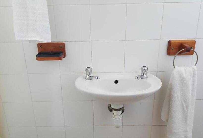 Пансион Copperpot Guesthouse