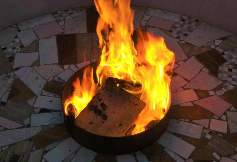 ペンション Hostal El Amigo Lucho