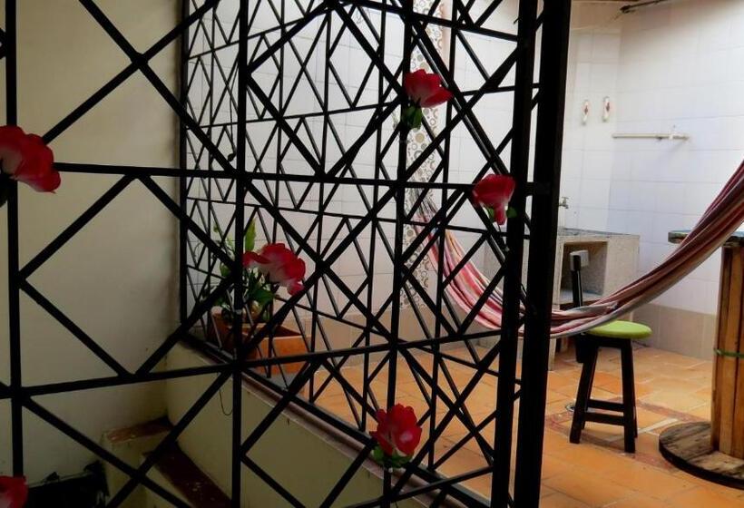 پانسیون Otoño