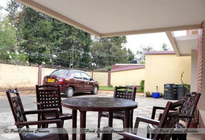 פנסיון Park Corner Guesthouse