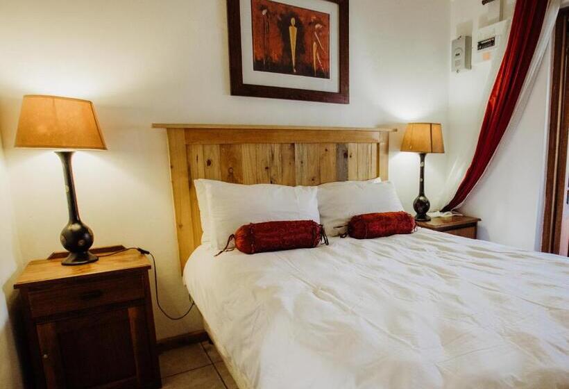 بنسيون Ruxmian Lodge