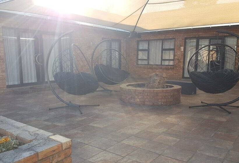 פנסיון The Green Olive Guesthouse