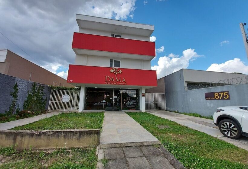 פנסיון Villa Tata Suítes Ltda