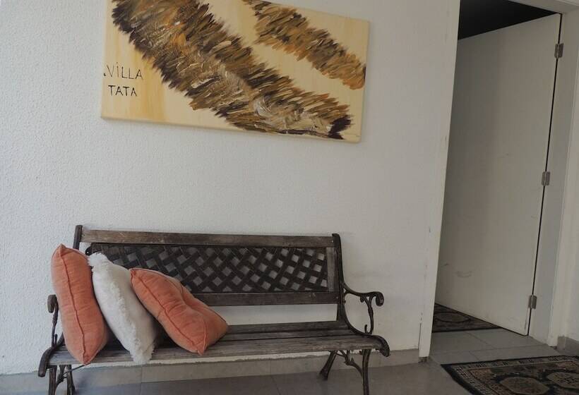 פנסיון Villa Tata Suítes Ltda