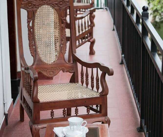 بنسيون Ganthera Residence