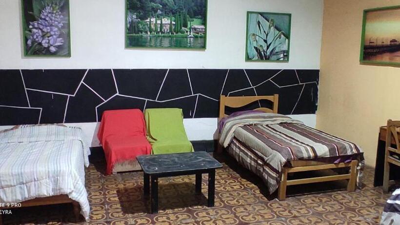 بنسيون Garden Guest House