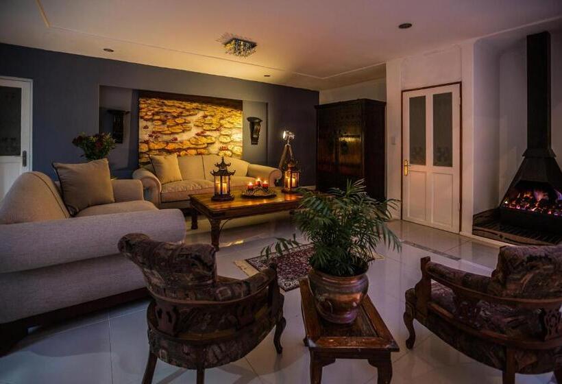 펜션 Hermanus Manor