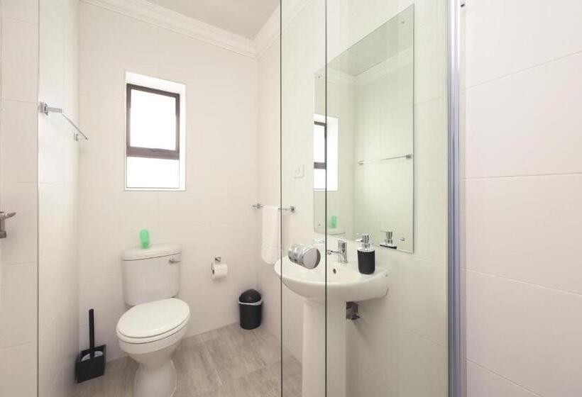 پانسیون King Guest Lodge