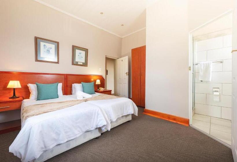 پانسیون Oak Lodge Guest House