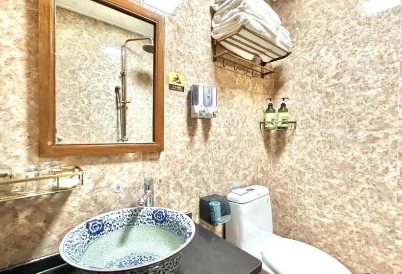 Пансион Pingyao Hu Lu Wa Home Inn