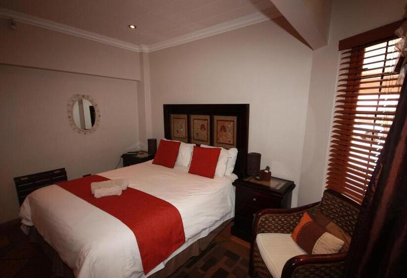 פנסיון The Orion